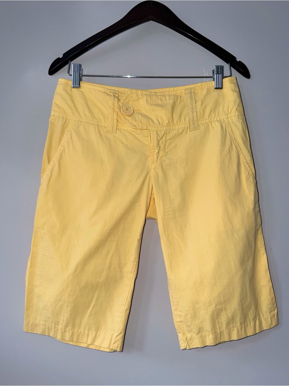 Vintage Billy Blues USA Yellow Cotton Bermuda Shorts Size 2